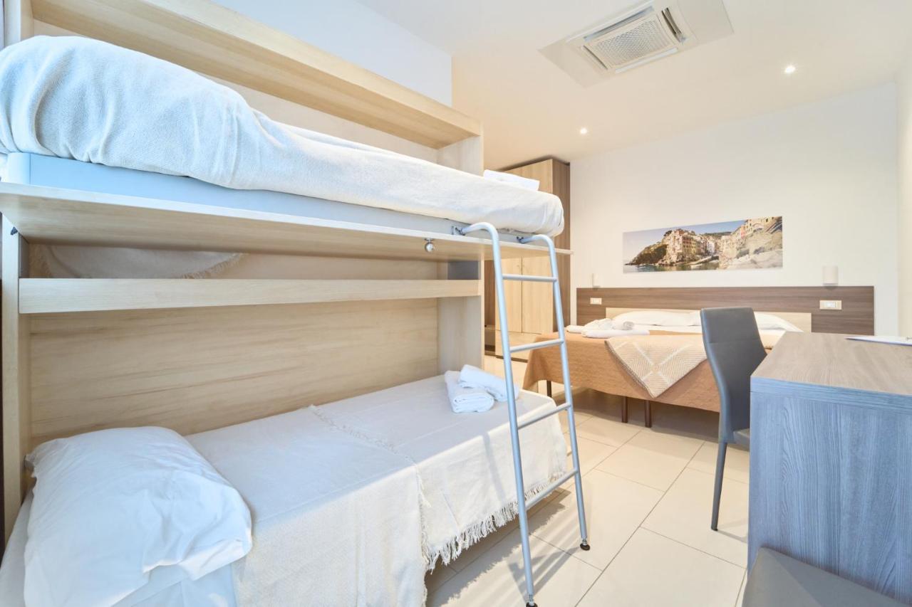 Firmafede Guest House Sarzana Luaran gambar